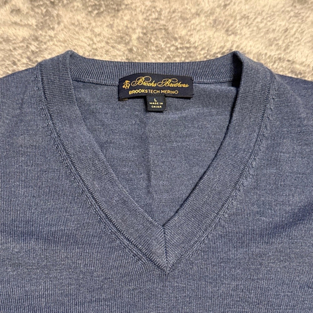 Brooks Brothers Mens V Neck Sweater Merino Wool Blue Size L Long Sleeve - Picture 3 of 7